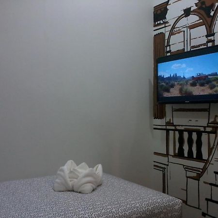 Phuket Sunny Hostel Екстер'єр фото