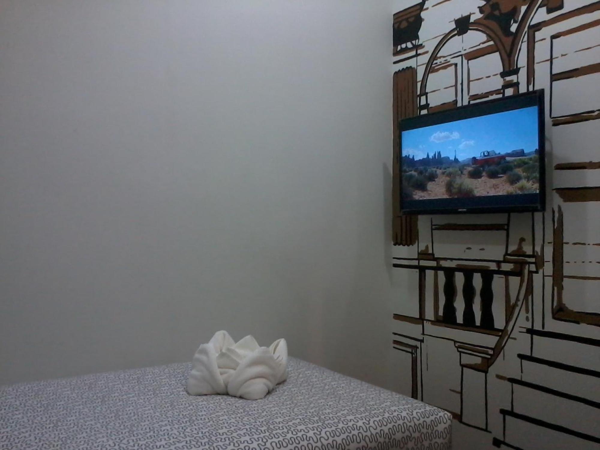 Phuket Sunny Hostel Екстер'єр фото