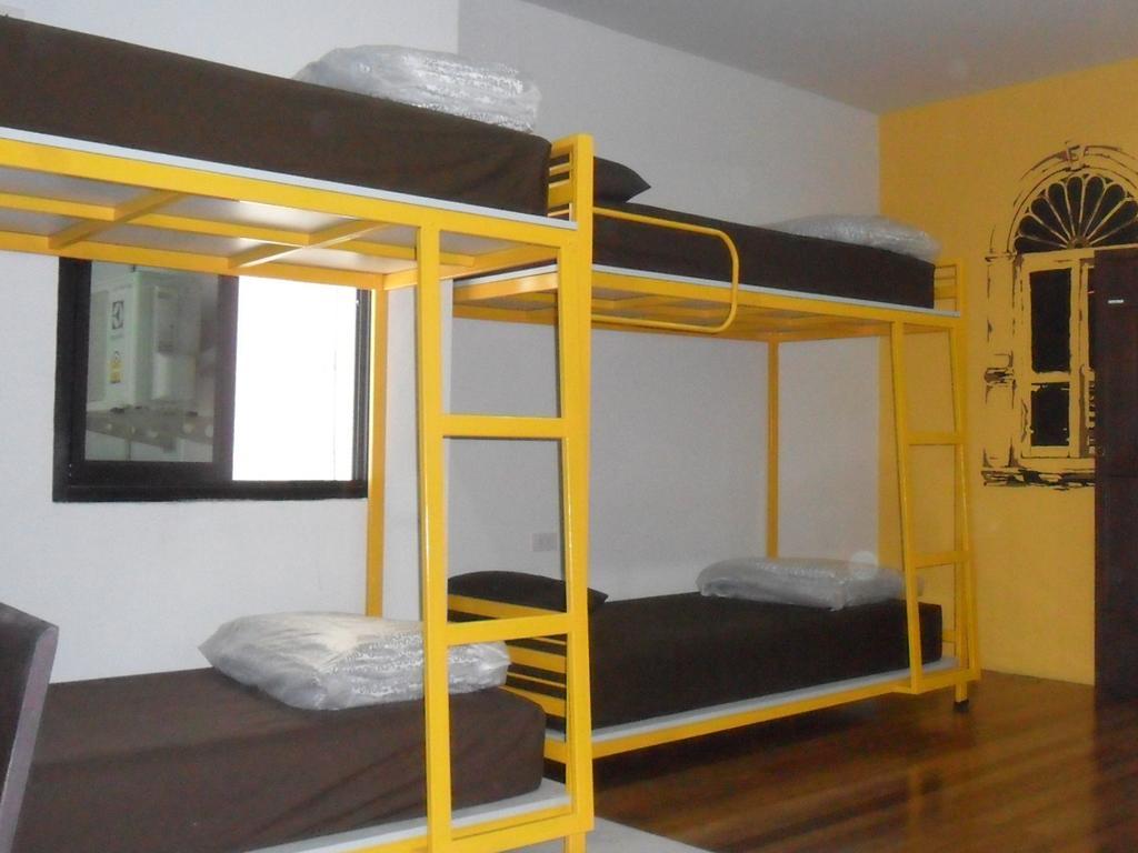 Phuket Sunny Hostel Екстер'єр фото