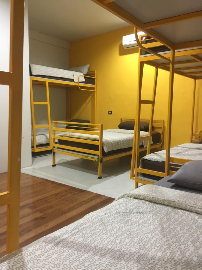Phuket Sunny Hostel Екстер'єр фото