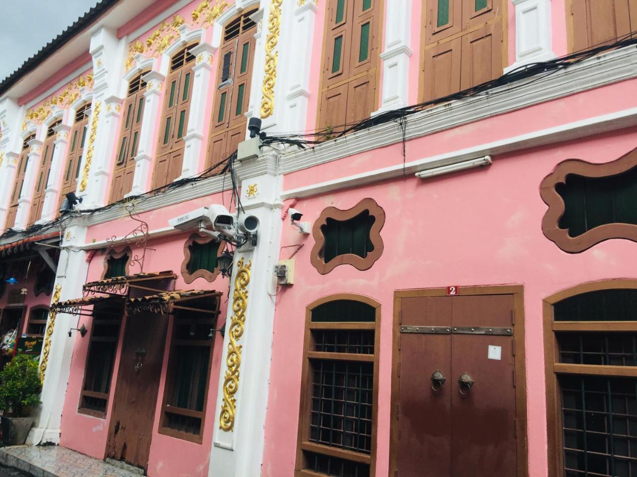 Phuket Sunny Hostel Екстер'єр фото